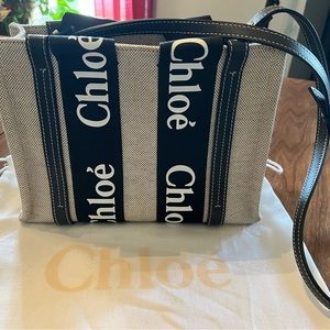 Chloe small woody tote black ribbon CROSSBODY model